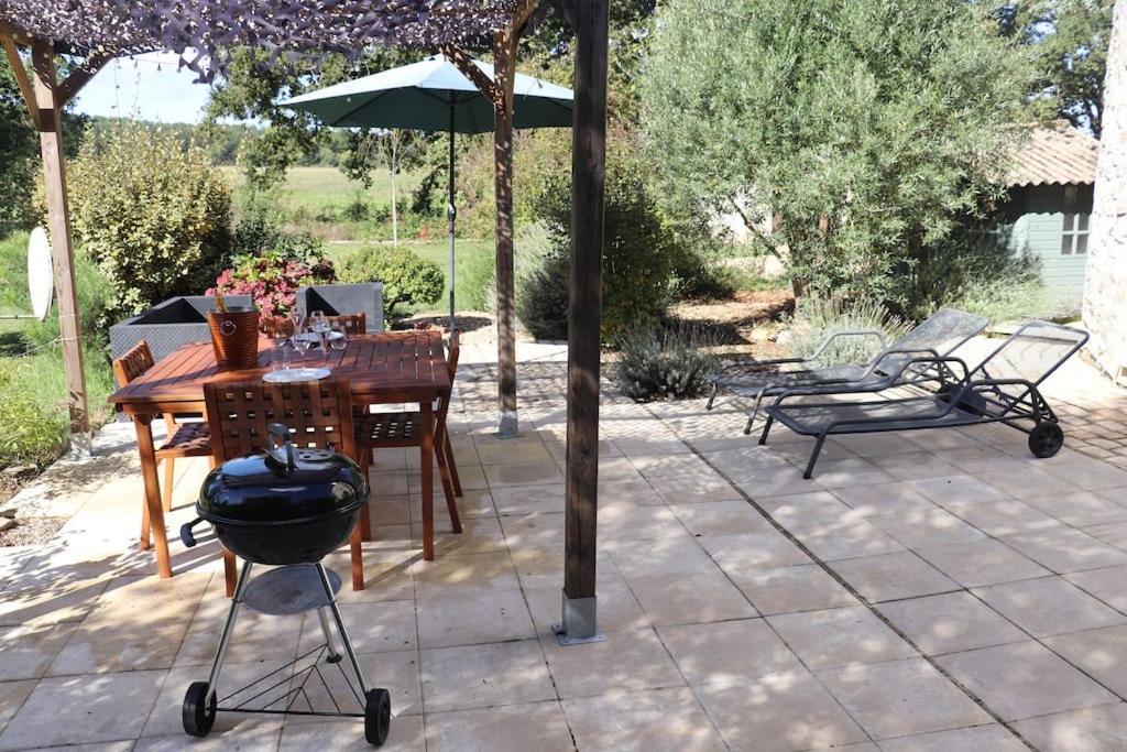 La Tour Du Perigord Villa Beaupouyet Dış mekan fotoğraf